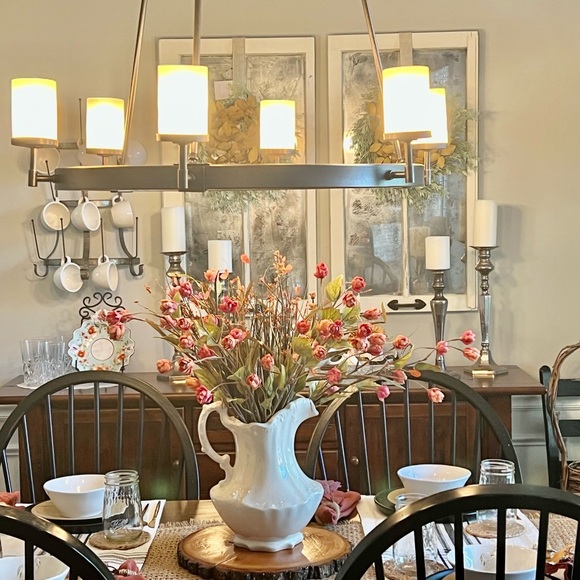 Meet your Posher, Danita - Picture 3 of 8